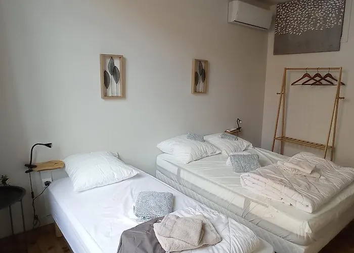 Plan B - & Guest house Saint-Jean-Pied-de-Port