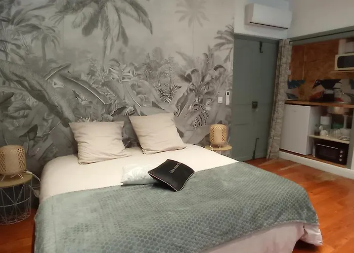 Plan B - & Saint-Jean-Pied-de-Port