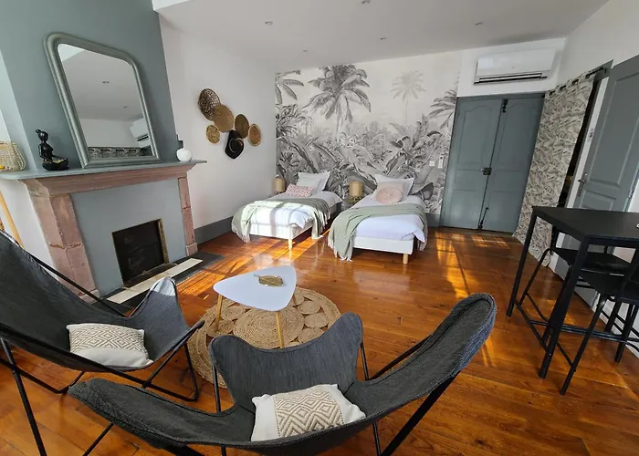 Plan B - & Guest house